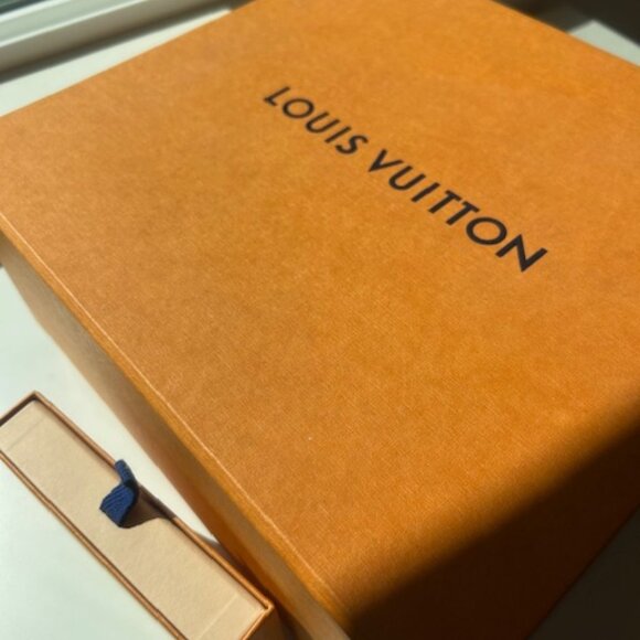 Set of 2 Louis Vuitton Boxes - Authentic Drawer Box Magnet Flip Top Box - Picture 9 of 10